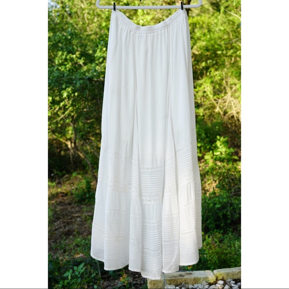 SOLD✨Spell✨Sienna Luxe Lace Skirt ✨M✨ - Picture 7 of 13